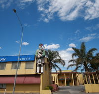 Comfort Inn Scottys Motel - Holiday Sunshine Coast