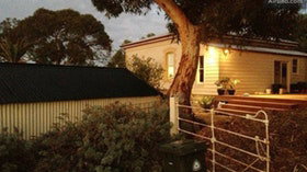 The Schoolmaster's - Second Valley Accommodation - Sunshine Coast Tourism 4