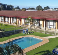 Lacepede Bay Motel  Restaurant - Sunshine Coast Tourism