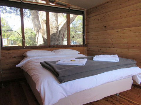 Minjerribah Camping EcoShacks - Sunshine Coast Tourism 3
