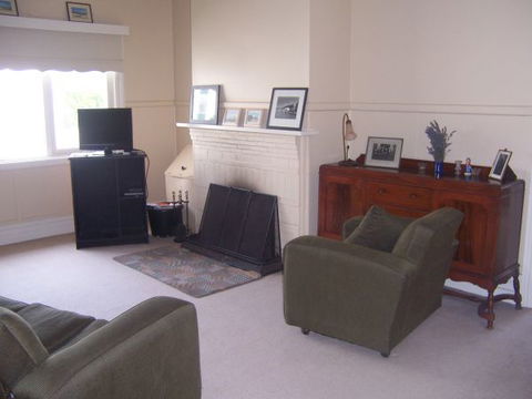Moyne Cottage - Holiday Sunshine Coast 3