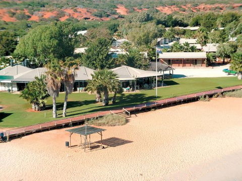 Monkey Mia Dolphin Resort Caravan And Camping - Sunshine Coast Tourism 0