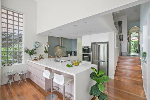 Mosman Cottage - Sunshine Coast Tourism 3