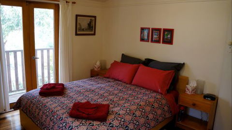 Oakhill Cottage - Sunshine Coast Tourism 3