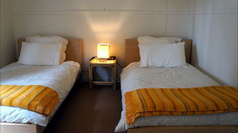 Oakhill Cottage - Sunshine Coast Tourism 4