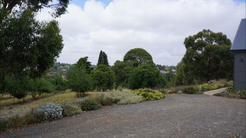 Oakhill Cottage - Sunshine Coast Tourism 8