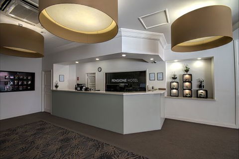 Pensione Hotel Perth - Holiday Sunshine Coast 0