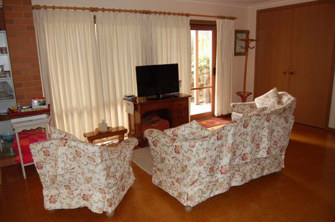 Gisborne BnB - Sunshine Coast Tourism 4