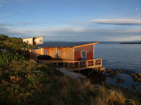 Picnic Island - Sunshine Coast Tourism 2