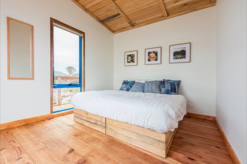 Picnic Island - Sunshine Coast Tourism 5