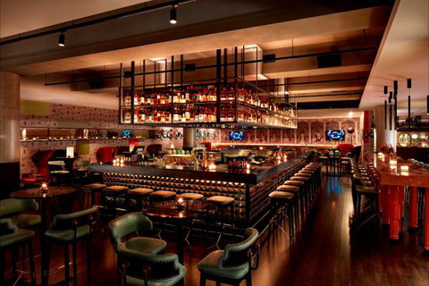 QT Melbourne - Sunshine Coast Tourism 2