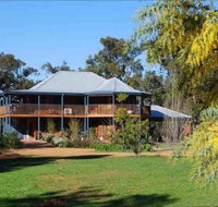 Riverwood Retreat - Holiday Sunshine Coast