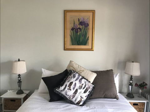 Rutherglen Christmas Trees Farm Stay - Sunshine Coast Tourism 1