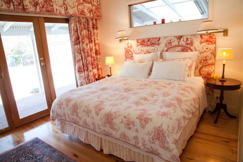 Sanctuary@Waratah - Sunshine Coast Tourism 6