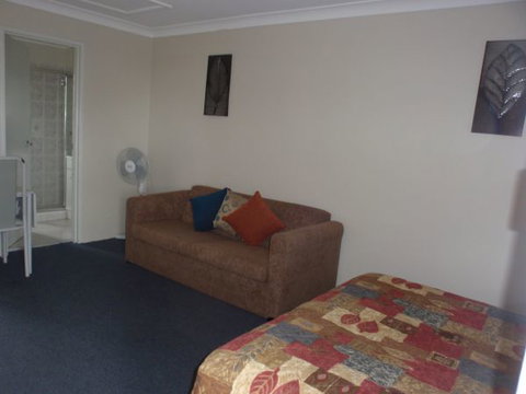 Sky Accommodation - Sunshine Coast Tourism 0