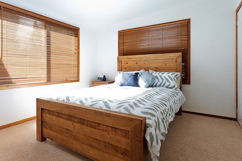 Snow Valley Lodge - Sunshine Coast Tourism 5