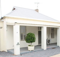 Squatters Cottage - Holiday Sunshine Coast