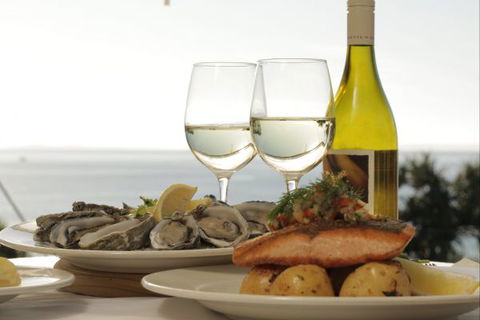 Stradbroke Island Beach Hotel | Spa Resort - Sunshine Coast Tourism 2