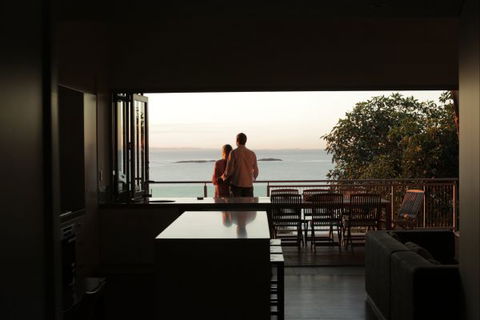 Stradbroke Island Beach Hotel | Spa Resort - Sunshine Coast Tourism 9