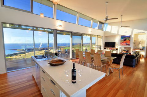 Tammar Ridge - Sunshine Coast Tourism 1