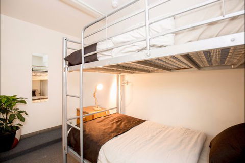 The Nook Backpackers - Sunshine Coast Tourism 2