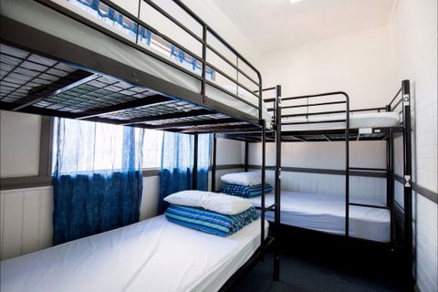 The Nook Backpackers - Sunshine Coast Tourism 3