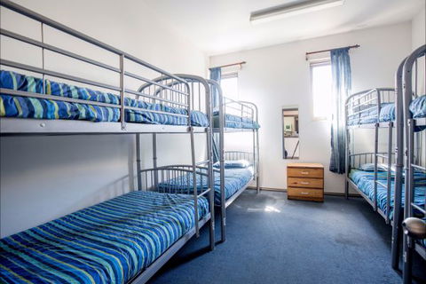 The Nook Backpackers - Sunshine Coast Tourism 7