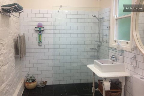 The Schoolmaster's - Second Valley Accommodation - Sunshine Coast Tourism 2