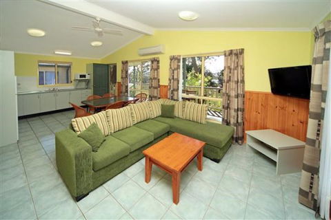 Ulladulla Headland Holiday Park - Sunshine Coast Tourism 4
