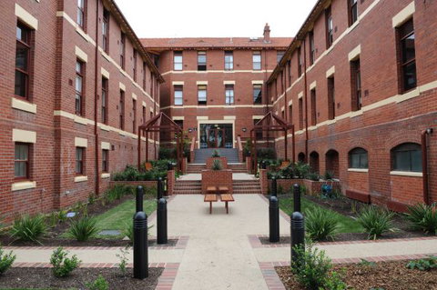 Yarra House - Sunshine Coast Tourism 9