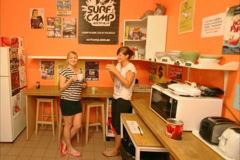 Zing! Backpackers Hostel - Holiday Sunshine Coast 4