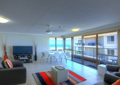 Pacific Surf - Sunshine Coast Tourism 7