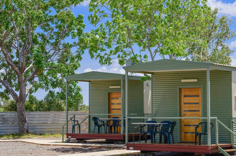Devils Marbles Hotel–Wauchope - Sunshine Coast Tourism 1