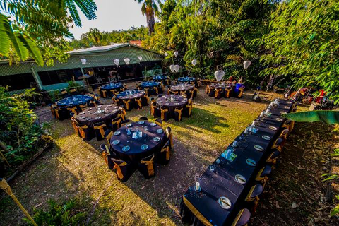 Emerald Springs Roadhouse - Holiday Sunshine Coast 1