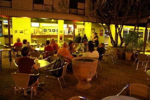 Pine Creek Hotel/Motel - Holiday Sunshine Coast 9