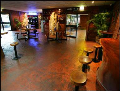 Darwin River Tavern - Sunshine Coast Tourism 4