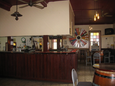 Erringhi Hotel - Sunshine Coast Tourism 8