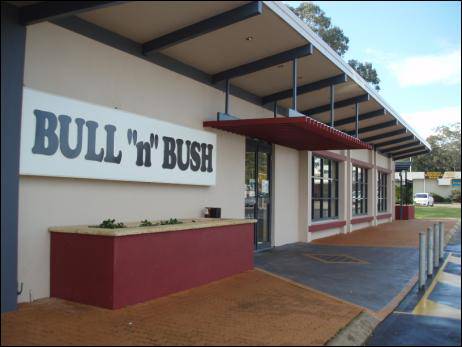 Bull N Bush Hotel Motel - Holiday Sunshine Coast 5
