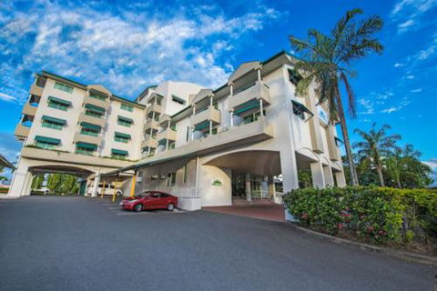 Cairns Sheridan Hotel - Sunshine Coast Tourism 12