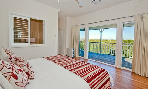 Cornwallis House - Sunshine Coast Tourism 5