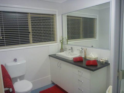 Auspitality Homestay - Holiday Sunshine Coast 2