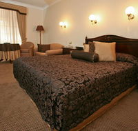 Australian Heritage Motor Inn - Sunshine Coast Tourism