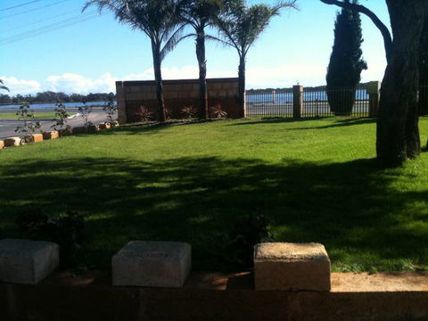 Australind Tourist Park - Holiday Sunshine Coast 2