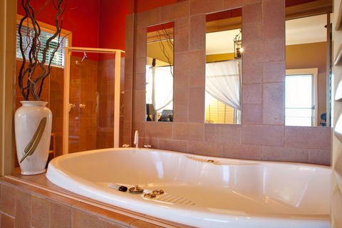 Avocado Sunset Bed & Breakfast - Holiday Sunshine Coast 2