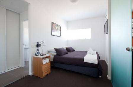 B7 Honeysuckle Apartments - Holiday Sunshine Coast 4
