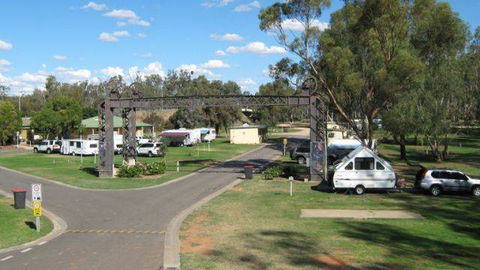 Balranald Caravan Park - Sunshine Coast Tourism 1