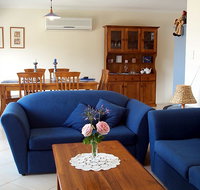 Bay - Ann Cottage - Sunshine Coast Tourism