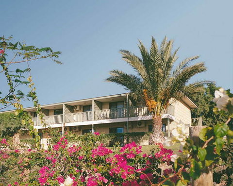 Bayview Coral Bay - Sunshine Coast Tourism 0