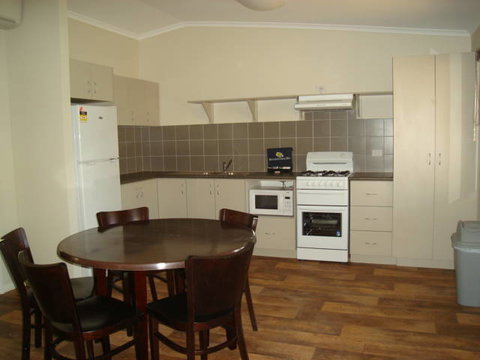 Bayview Coral Bay - Sunshine Coast Tourism 4