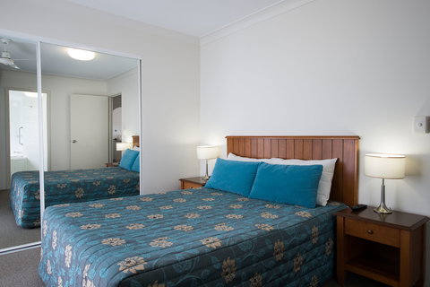 Beachcomber International Resort - Sunshine Coast Tourism 6